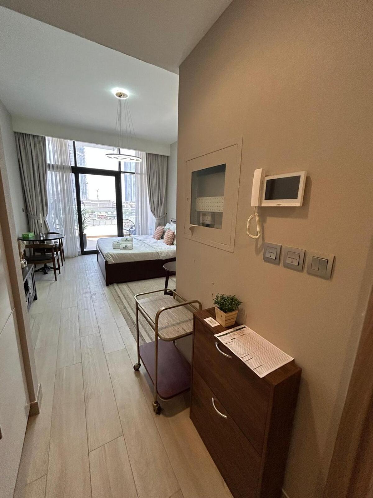 Elegant Fully Furnished In Azizi Riviera Apartment Dubai